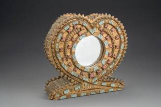 Heart-shaped tramp art clock case