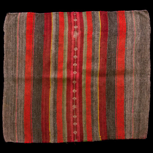 Ceremonial carrying cloth, Tari