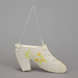 Shoe pin cushion