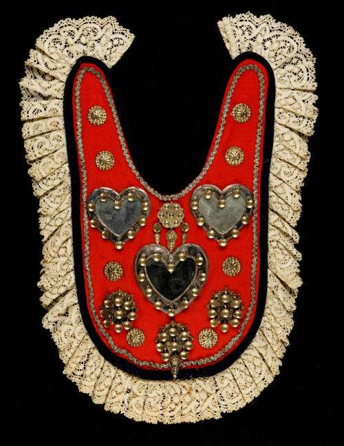 Bridal bib in Sunnfjord style