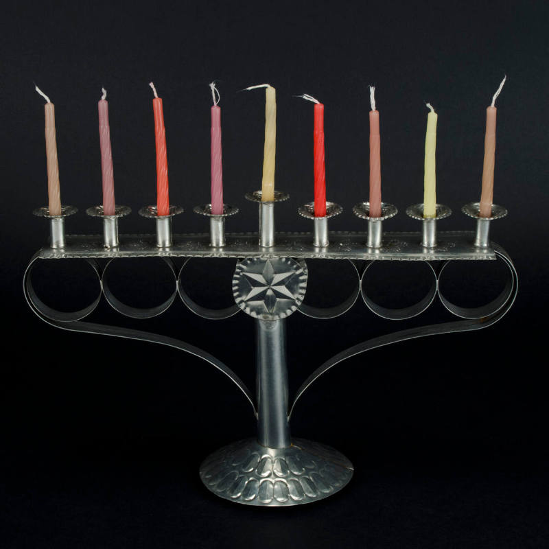 Tin menorah