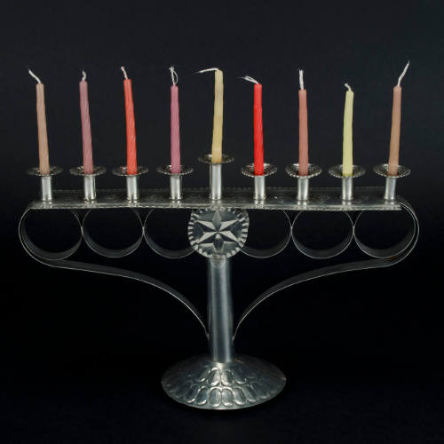 Tin menorah