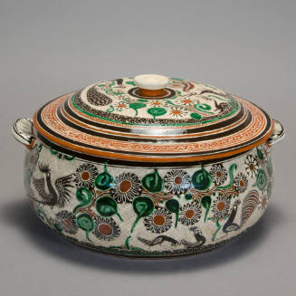 Petatillo casserole dish and lid