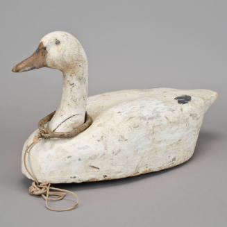 White goose decoy