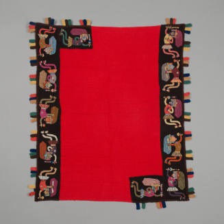 Textile embroidered in Paracas Style