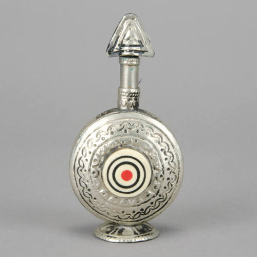 Kohl container