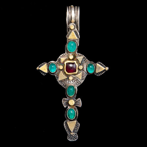 Cross pendant