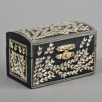 Straw appliqué box