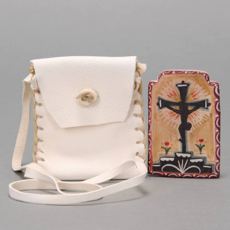 Christo retablo with leather pouch