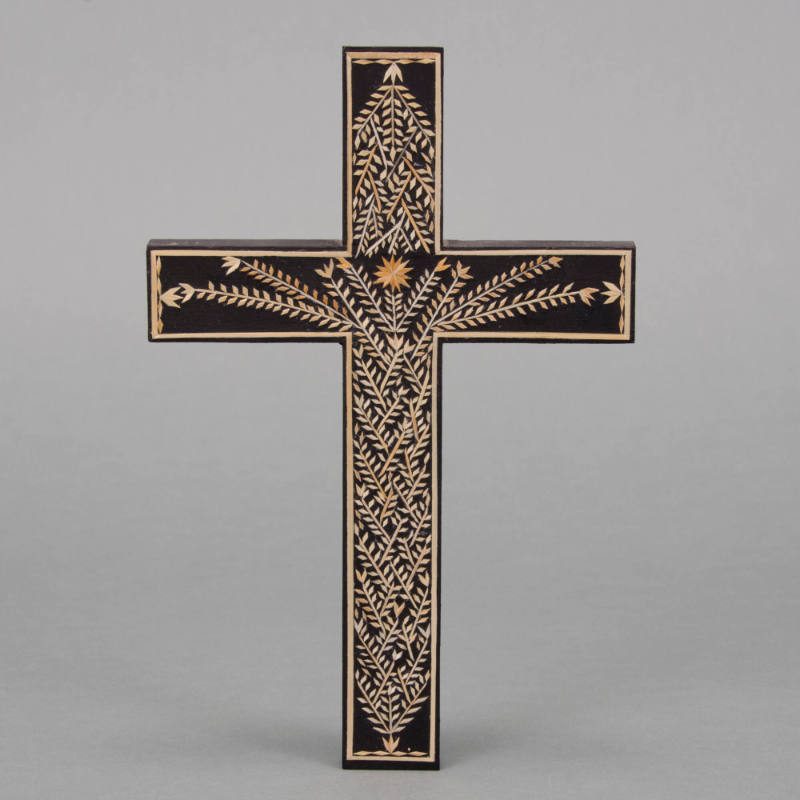 Straw inlaid cross