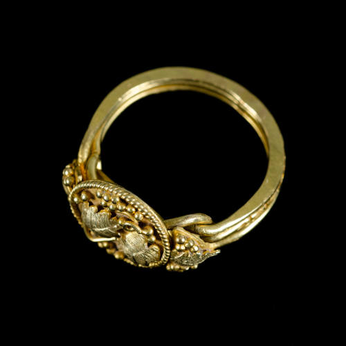 Puzzle ring