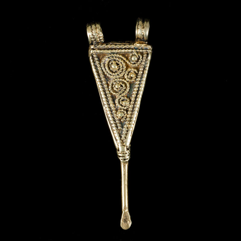 Ear spoon