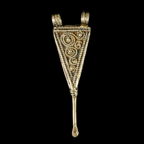 Ear spoon