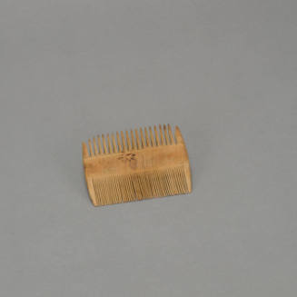 Comb