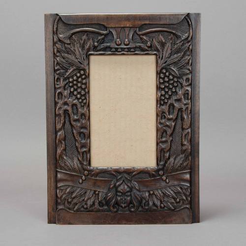 Artist-designed frame