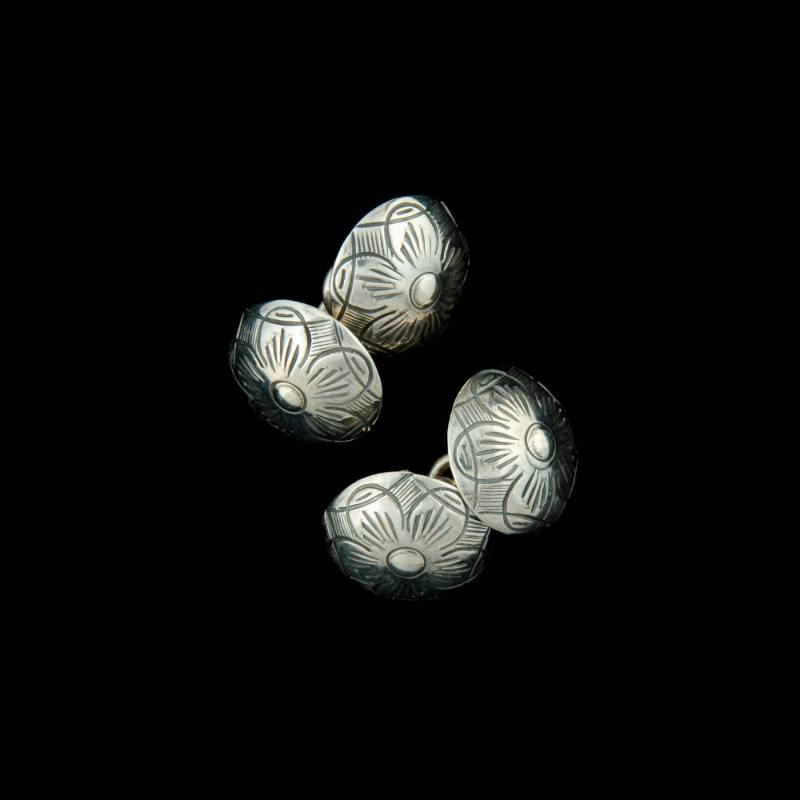 Pair of cuff links