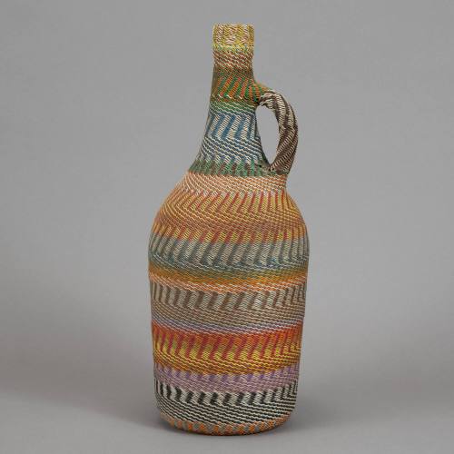 Wire-wrapped bottle with handle