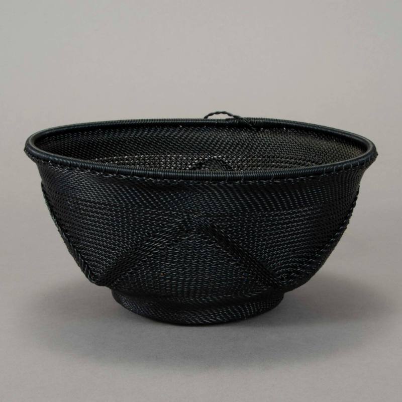 Wire basket