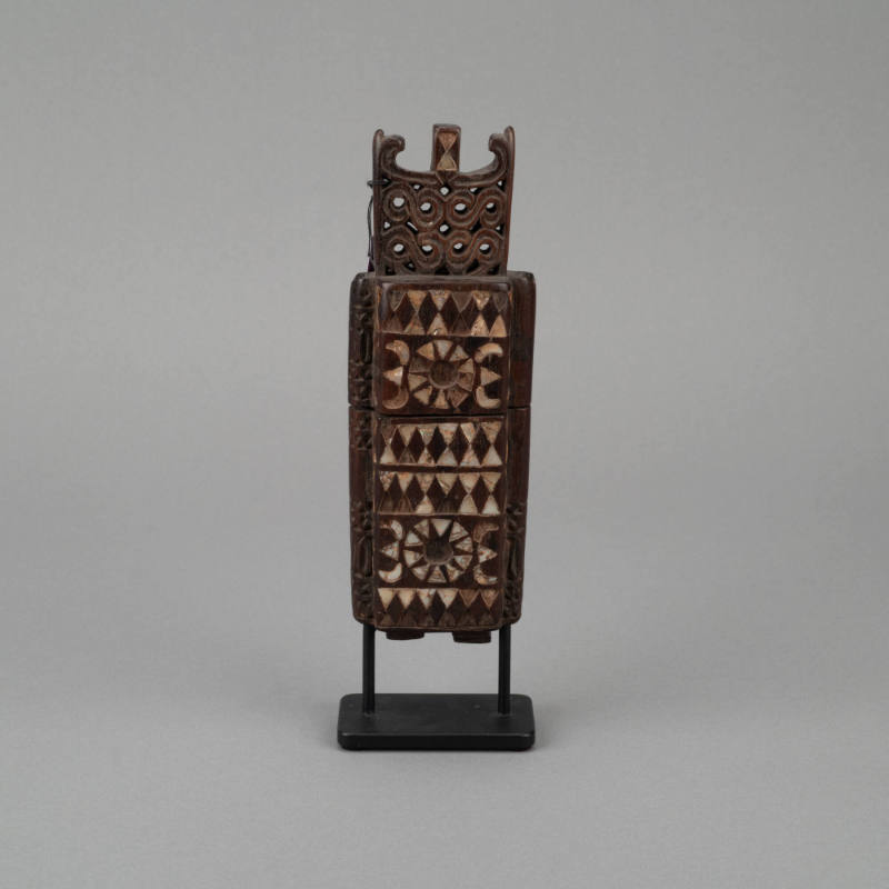 Teluok (Betel Box with nutcracker)