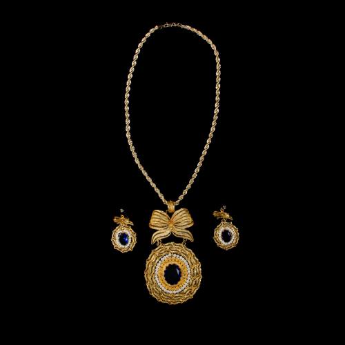 Filigree necklace and earring set