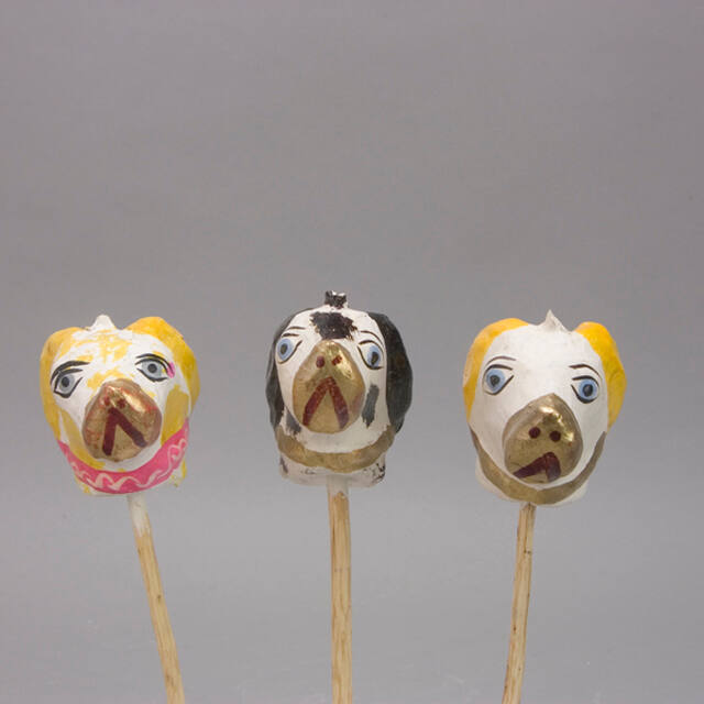Rattles, dogs