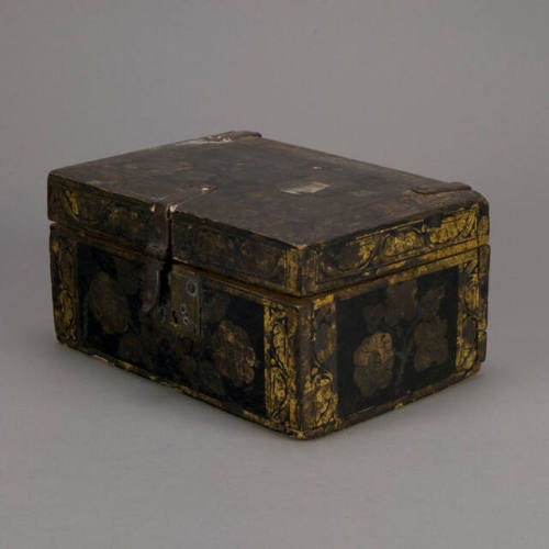 Box with lid