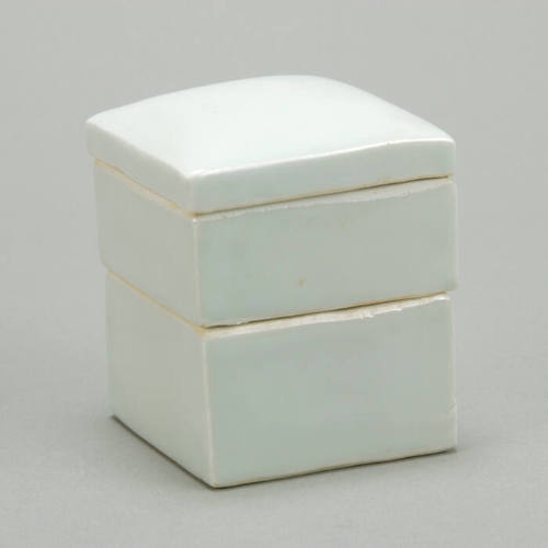 Jubako or Stacked boxes (light glaze)