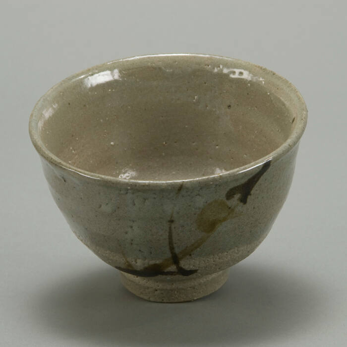 Deep tea bowl