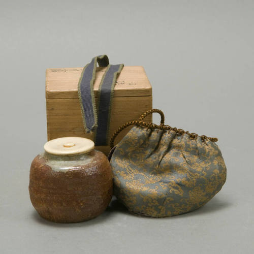 Tea Jar with Accessories includes Box