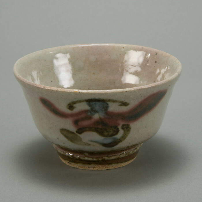Tea bowl with underglaze brush design