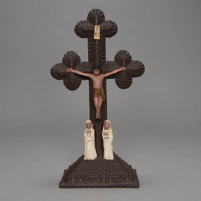 Tramp art crucifix with mourning figures
