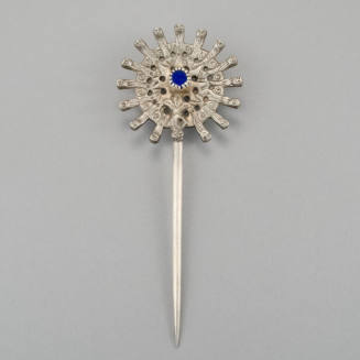 Tupu, shawl pin
