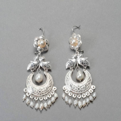 Earrings, Dormilona