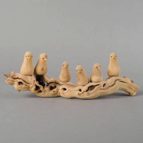 Six Birds on a Limb bulto