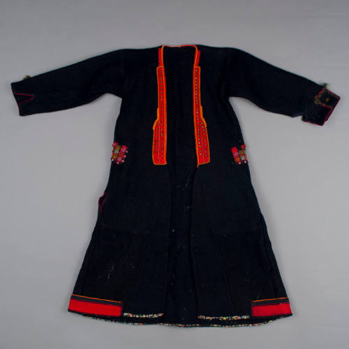 Haljina (coat)