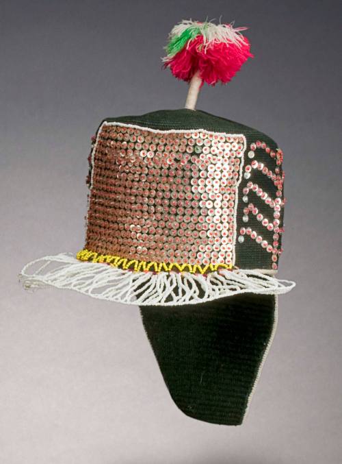 Woman's hat with sequins and beads