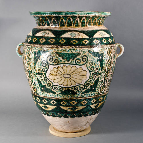 Amphora-style vase or vessel