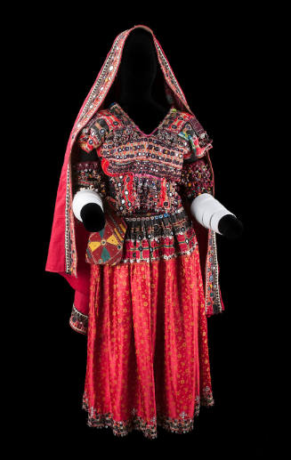 Married woman's dress