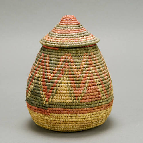 Basket with lid