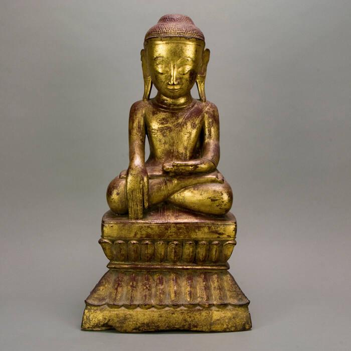 Buddha in Bhumisparsha mudra