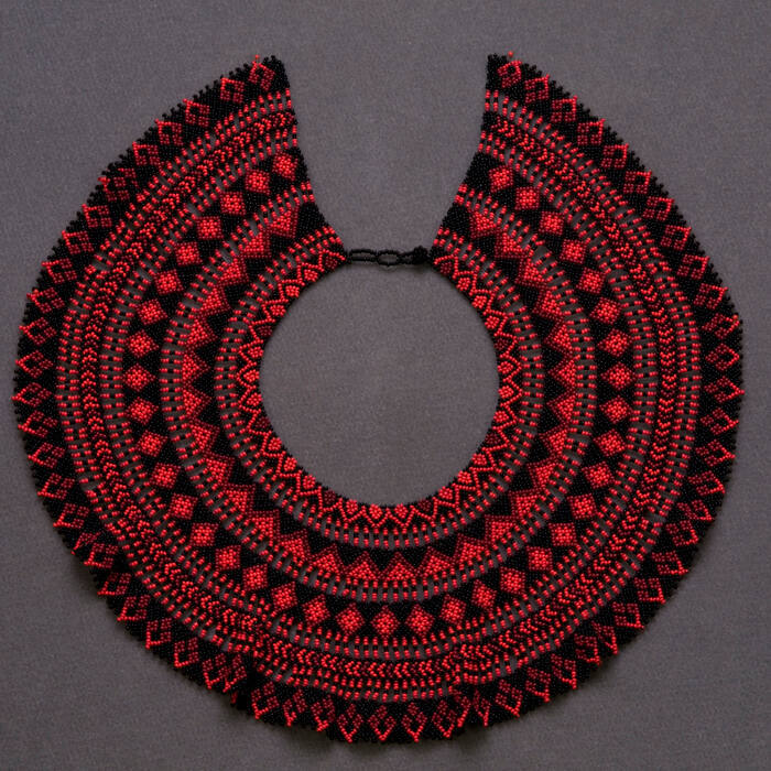 Necklace, beaded collar