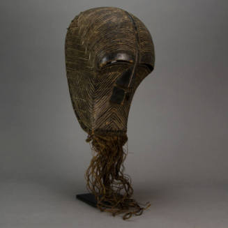 Female Kifwebe mask