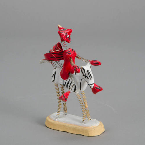 Skeleton figure